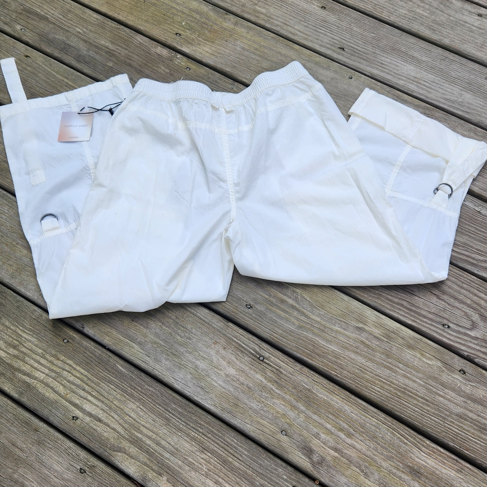 NWT-Women's White Cargo Track Pants - Picture 4 of 11